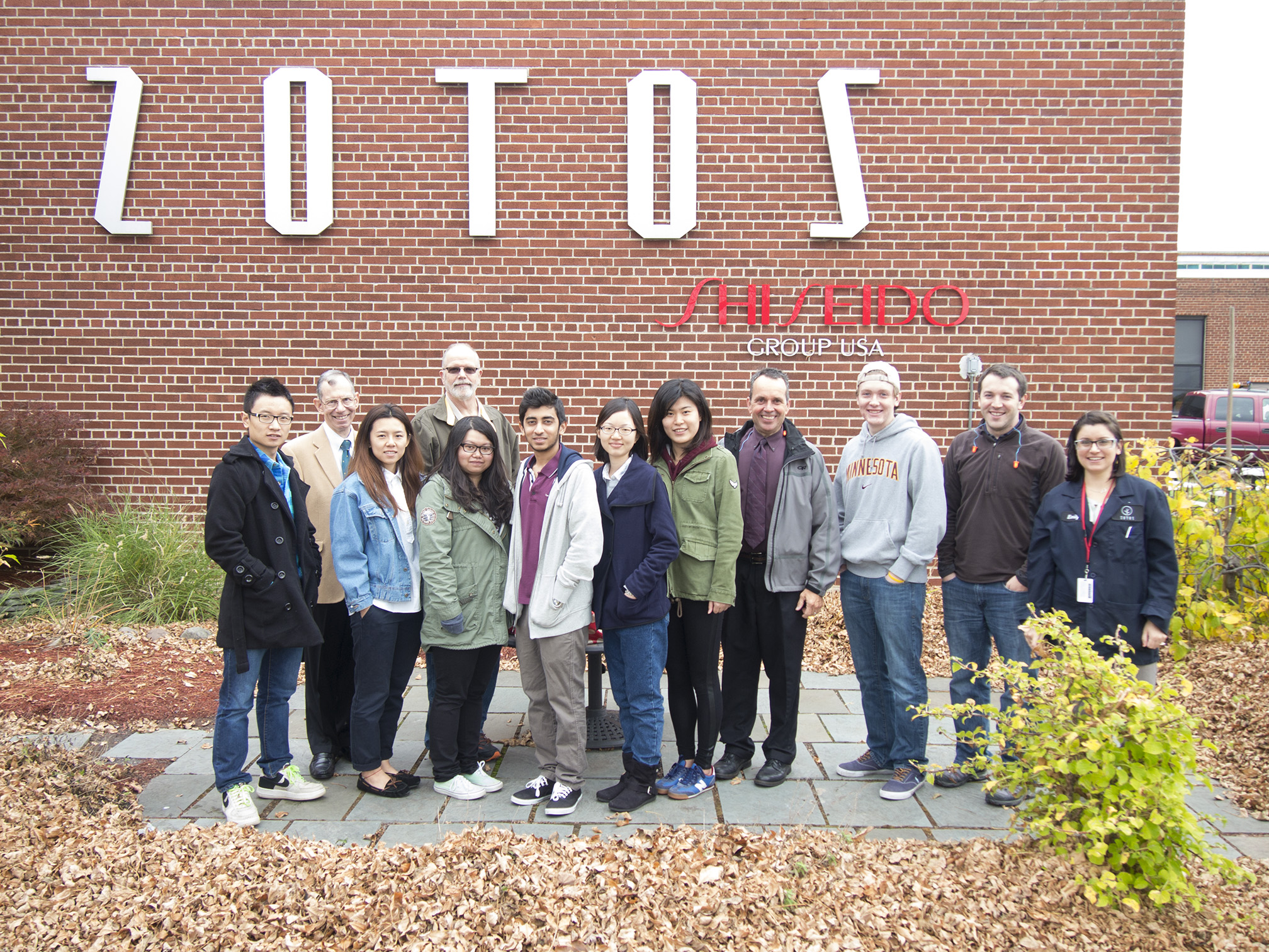 Zotos Logo